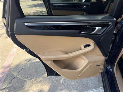 2018 Porsche Macan - Photo 17 - Dallas, TX 75252