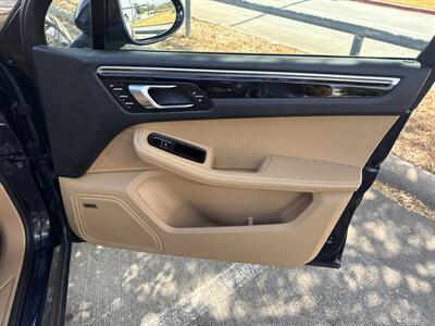 2018 Porsche Macan - Photo 24 - Dallas, TX 75252