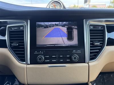 2018 Porsche Macan - Photo 34 - Dallas, TX 75252