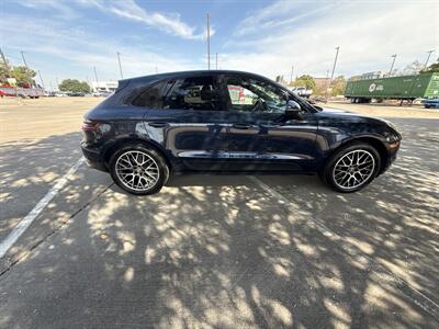 2018 Porsche Macan - Photo 8 - Dallas, TX 75252