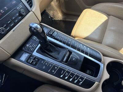 2018 Porsche Macan - Photo 33 - Dallas, TX 75252