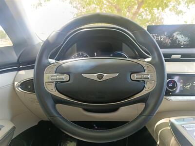 2023 Genesis GV70 2.5T Standard   - Photo 21 - Dallas, TX 75252