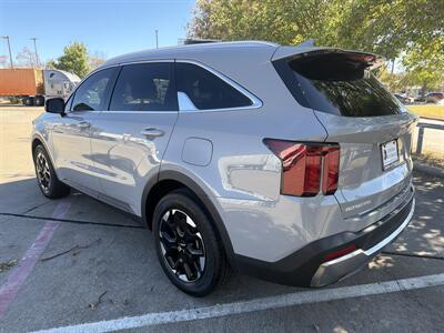 2026 Kia Sorento S   - Photo 5 - Dallas, TX 75252