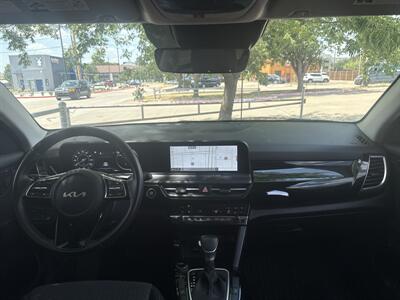2024 Kia Seltos S   - Photo 19 - Dallas, TX 75252