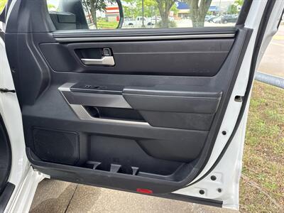 2023 Toyota Tundra SR5   - Photo 15 - Dallas, TX 75252