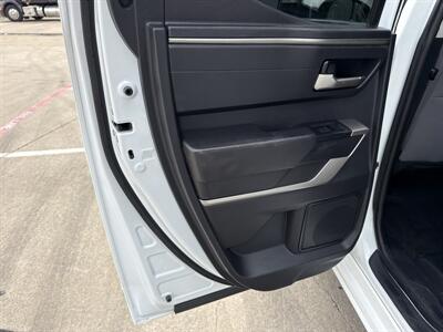 2023 Toyota Tundra SR5   - Photo 14 - Dallas, TX 75252