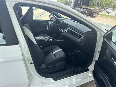 2025 Toyota Camry SE   - Photo 16 - Dallas, TX 75252