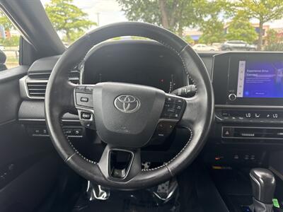 2025 Toyota Camry SE   - Photo 21 - Dallas, TX 75252