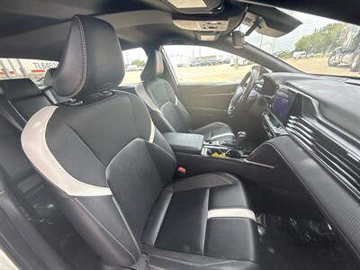 2025 Toyota Camry SE   - Photo 32 - Dallas, TX 75252
