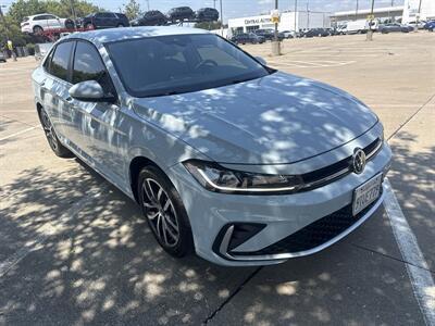 2025 Volkswagen Jetta SE   - Photo 9 - Dallas, TX 75252