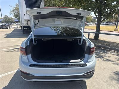 2025 Volkswagen Jetta SE   - Photo 15 - Dallas, TX 75252