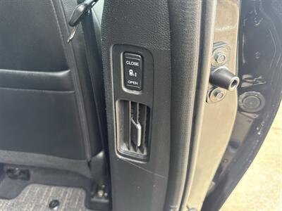 2025 Honda Odyssey EX-L   - Photo 19 - Dallas, TX 75252