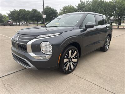 2025 Mitsubishi Outlander SE   - Photo 3 - Dallas, TX 75252