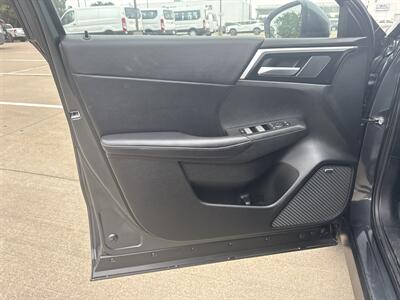 2025 Mitsubishi Outlander SE   - Photo 10 - Dallas, TX 75252