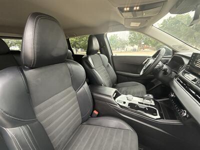2025 Mitsubishi Outlander SE   - Photo 37 - Dallas, TX 75252