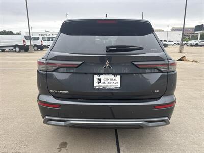 2025 Mitsubishi Outlander SE   - Photo 6 - Dallas, TX 75252