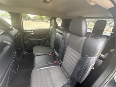 2025 Mitsubishi Outlander SE   - Photo 36 - Dallas, TX 75252