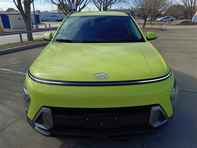 2024 Hyundai KONA SEL   - Photo 2 - Dallas, TX 75252