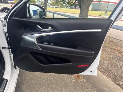 2026 Genesis G70 2.5T Standard   - Photo 13 - Dallas, TX 75252
