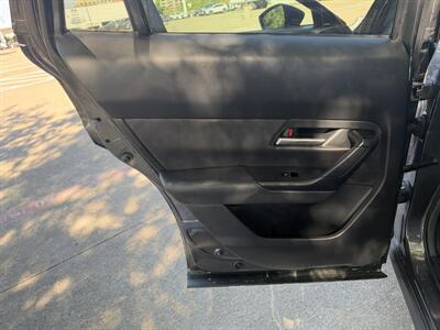 2025 Mazda CX-50 2.5 S Premium - Photo 11 - Dallas, TX 75252