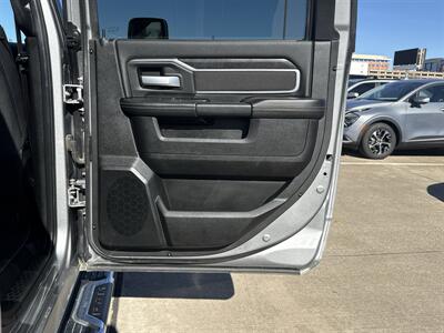 2024 RAM 2500 Big Horn   - Photo 12 - Dallas, TX 75252