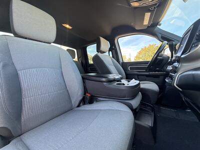 2024 RAM 2500 Big Horn   - Photo 32 - Dallas, TX 75252