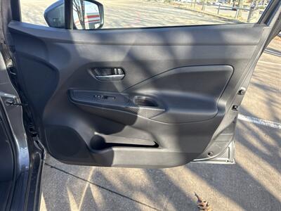 2025 Nissan Versa SV   - Photo 12 - Dallas, TX 75252
