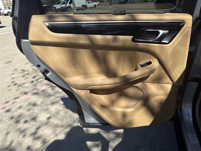 2015 Porsche Macan S   - Photo 12 - Dallas, TX 75252