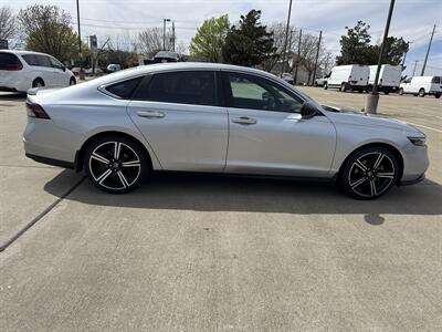 2024 Honda Accord Hybrid Sport   - Photo 8 - Dallas, TX 75252