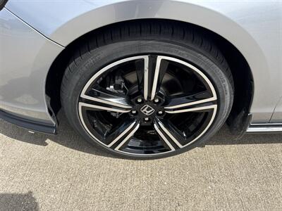 2024 Honda Accord Hybrid Sport   - Photo 37 - Dallas, TX 75252