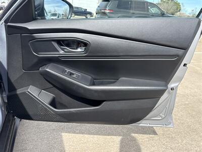 2024 Honda Accord Hybrid Sport   - Photo 13 - Dallas, TX 75252