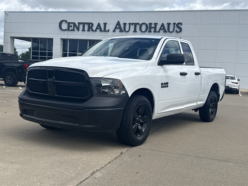 2024 RAM 1500 Classic Tradesman   - Photo 1 - Dallas, TX 75252