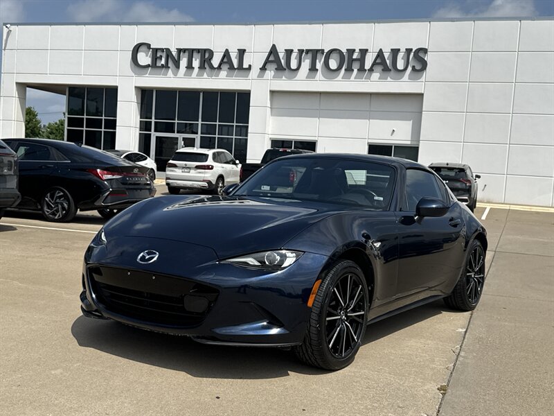 2025 Mazda MX-5 Miata RF Grand Touring   - Photo 1 - Dallas, TX 75252