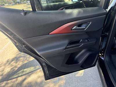 2024 Chevrolet Equinox EV Launch Edition EV RS - Photo 12 - Dallas, TX 75252