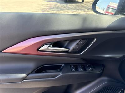 2024 Chevrolet Equinox EV Launch Edition EV RS - Photo 11 - Dallas, TX 75252