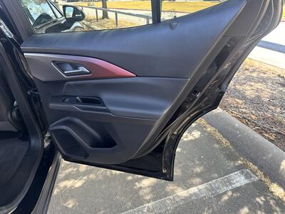 2024 Chevrolet Equinox EV Launch Edition EV RS - Photo 13 - Dallas, TX 75252