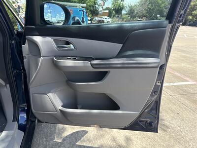 2016 Honda Odyssey SE   - Photo 11 - Dallas, TX 75252