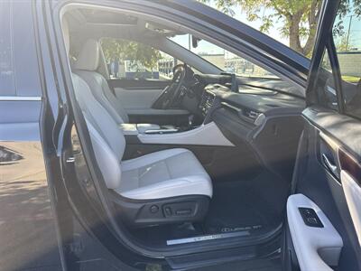 2022 Lexus RX 350 - Photo 21 - Dallas, TX 75252