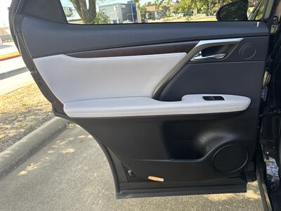 2022 Lexus RX 350 - Photo 11 - Dallas, TX 75252