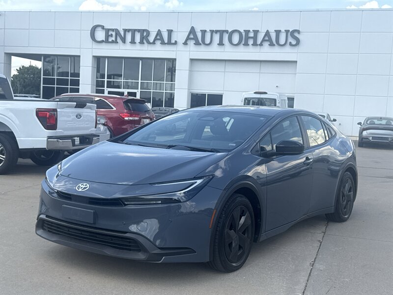 2026 Toyota Prius LE  