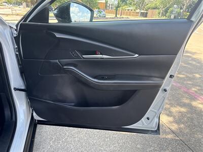 2024 Mazda CX-30 2.5 S Select Sport   - Photo 14 - Dallas, TX 75252