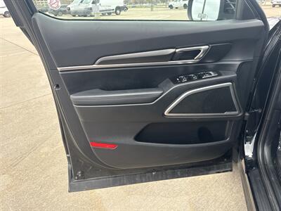 2025 Kia Telluride S   - Photo 10 - Dallas, TX 75252