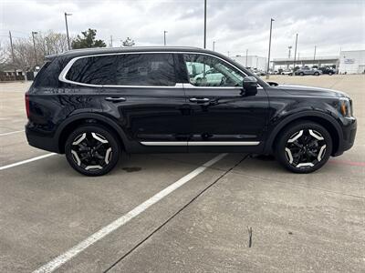 2025 Kia Telluride S   - Photo 8 - Dallas, TX 75252
