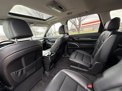 2025 Kia Telluride S   - Photo 36 - Dallas, TX 75252