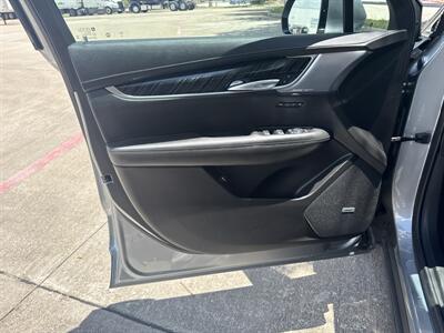 2024 Cadillac XT6 Premium Luxury - Photo 12 - Dallas, TX 75252