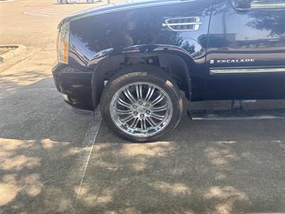 2025 Ford Mustang Mach-E Premium   - Photo 10 - Dallas, TX 75252