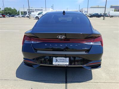 2023 Hyundai ELANTRA Limited   - Photo 6 - Dallas, TX 75252