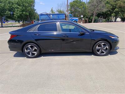 2023 Hyundai ELANTRA Limited   - Photo 8 - Dallas, TX 75252