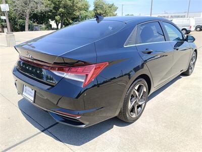 2023 Hyundai ELANTRA Limited   - Photo 7 - Dallas, TX 75252