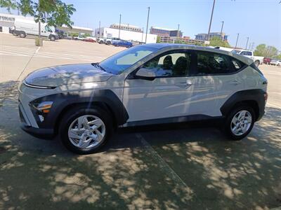 2024 Hyundai KONA SE   - Photo 4 - Dallas, TX 75252
